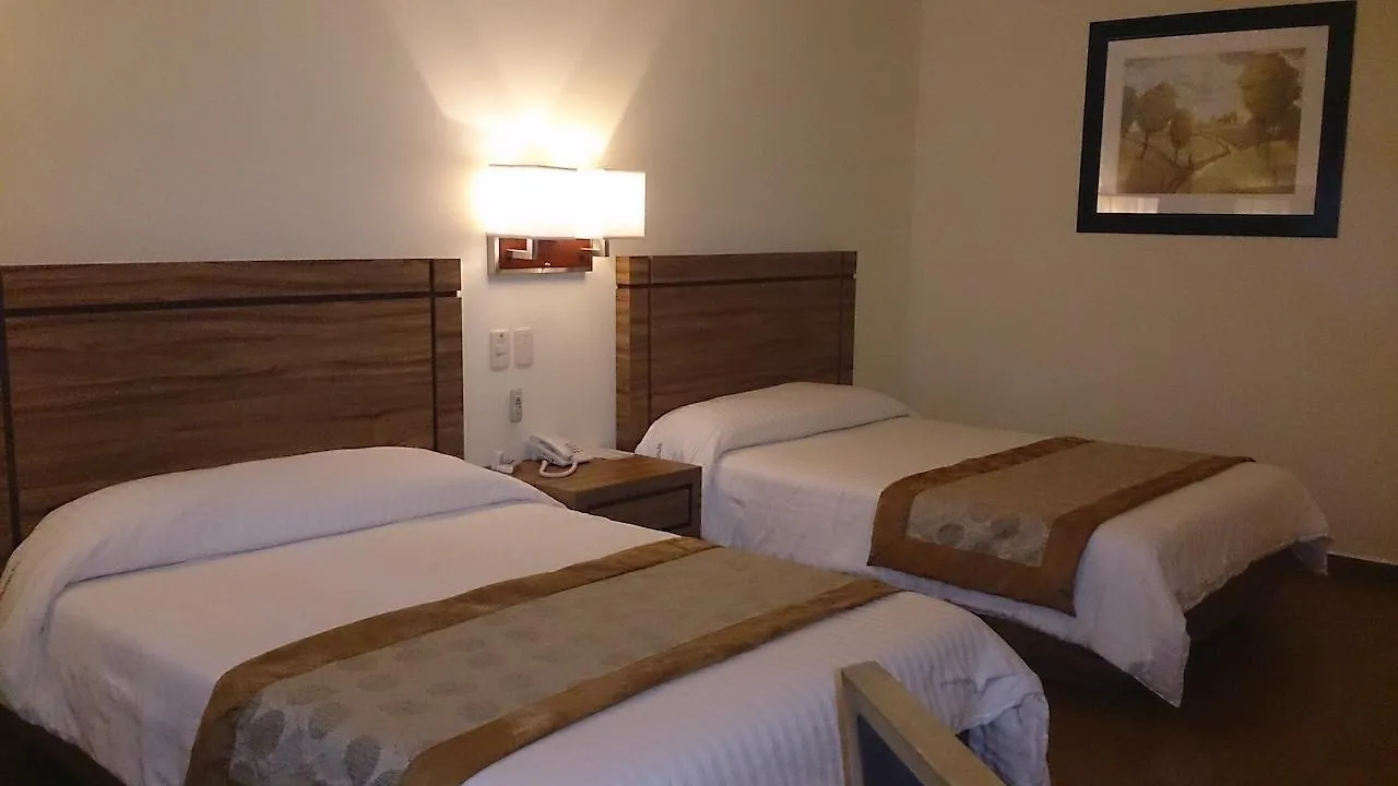 Hotel Oliver Inn - Business Class Queretaro